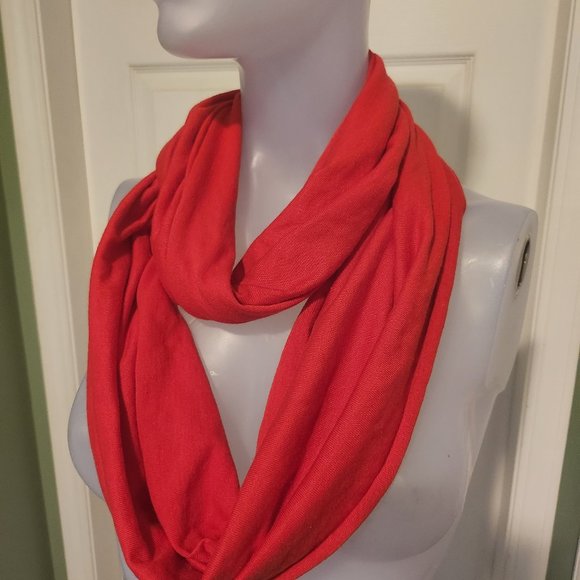 Infinity Scarf - Picture 1 of 3